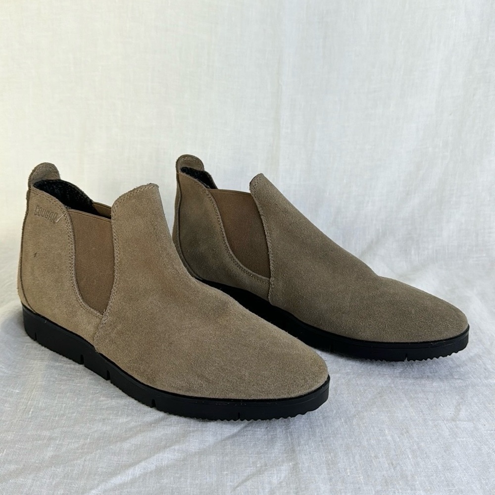 Cougar Suede Taupe Ankle Boot Size 9.5M